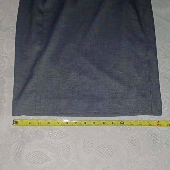 Antonio Melani Pencil Skirt Fully Lined with slit women's size 8 dark chambray - Picture 15 of 17